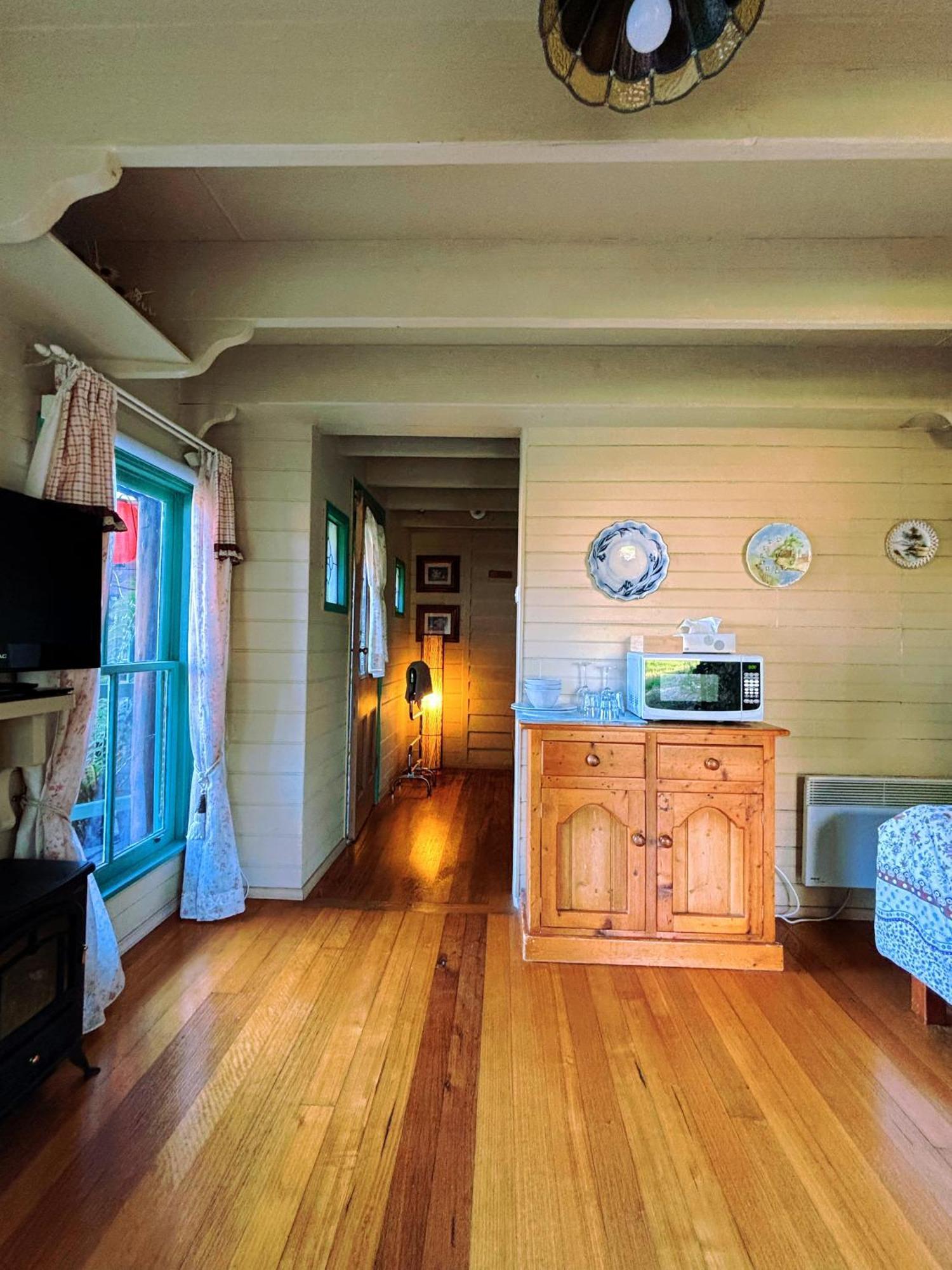 The Goat And Goose Bed & Breakfast เลคส์เอนทรานส์ ภายนอก รูปภาพ